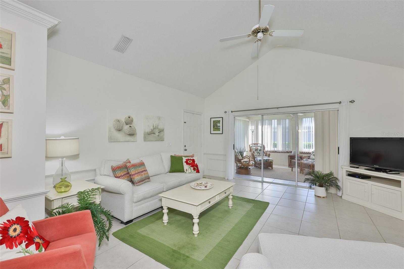 Image 4 of 29 For 1115 Golfview Woods Drive