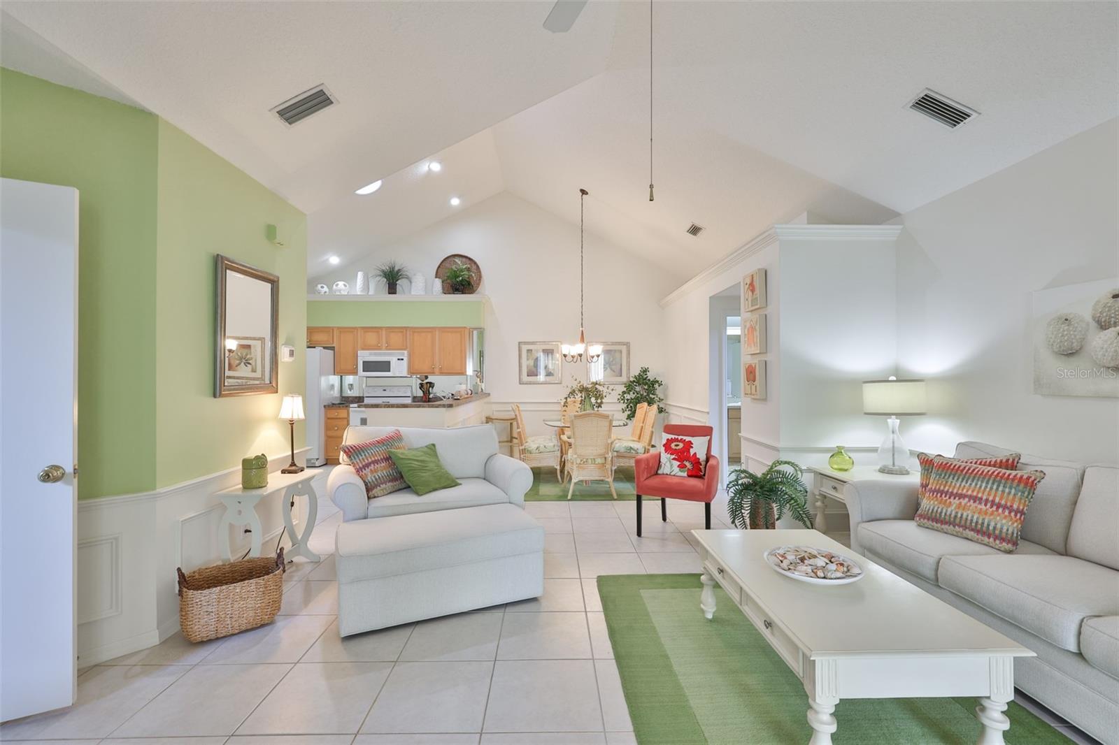 Image 6 of 29 For 1115 Golfview Woods Drive