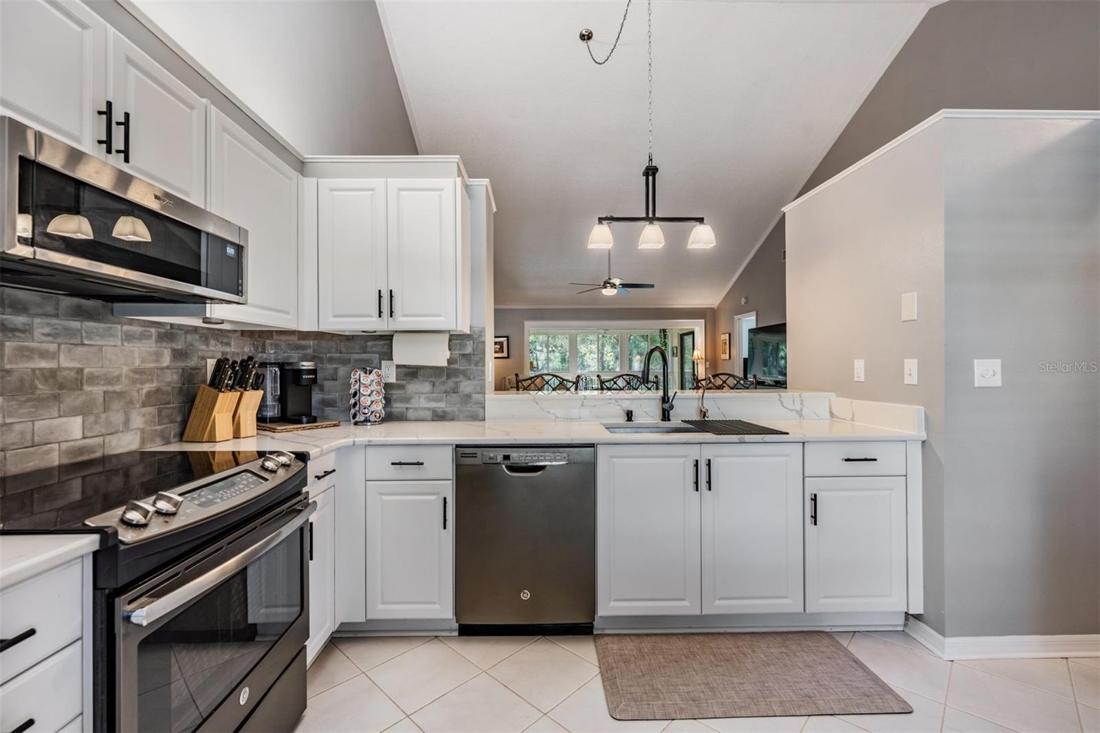 Image 6 of 45 For 1801 Lake Road 6j