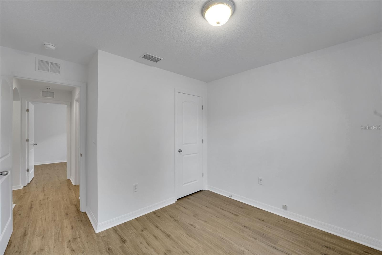 Image 17 of 26 For 2659 Rotherham Road