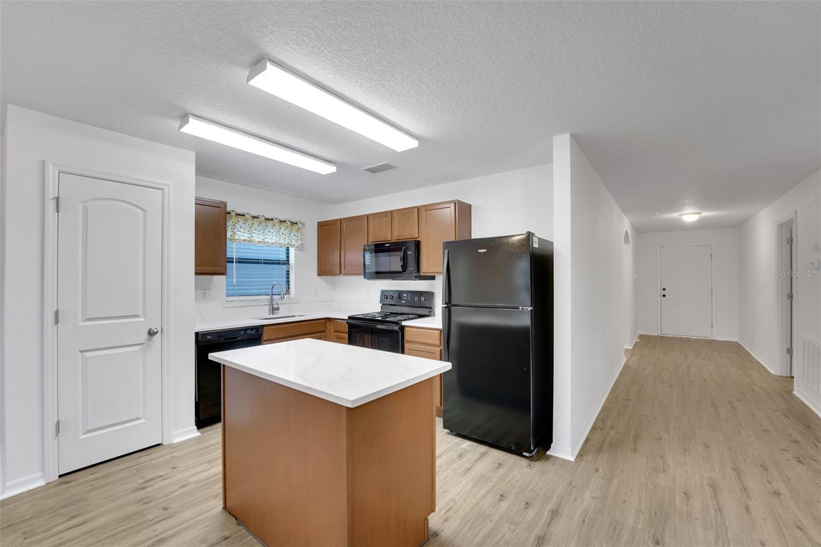 Image 4 of 26 For 2659 Rotherham Road