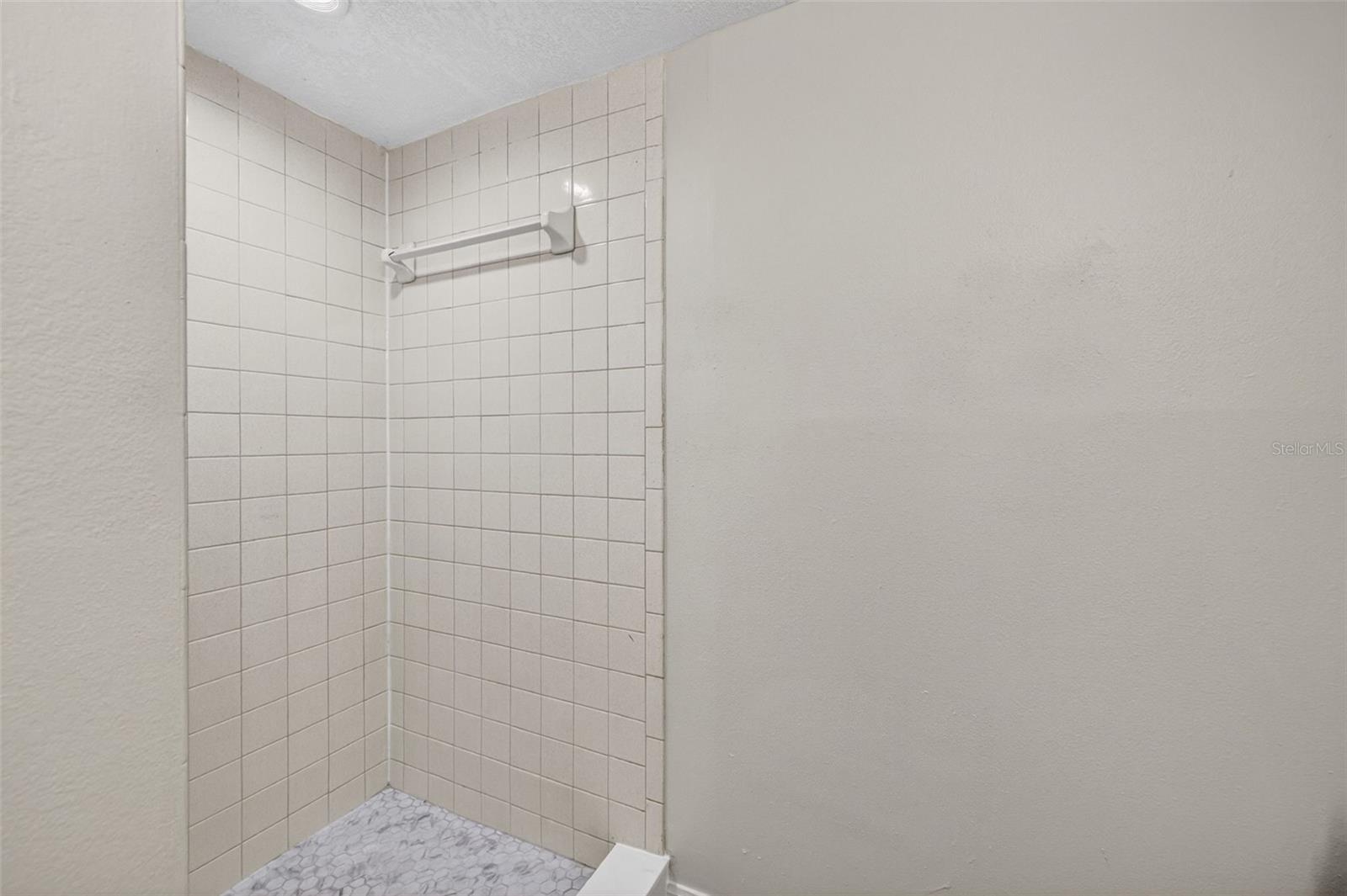 Image 11 of 29 For 11715 Raintree Village Boulevard A