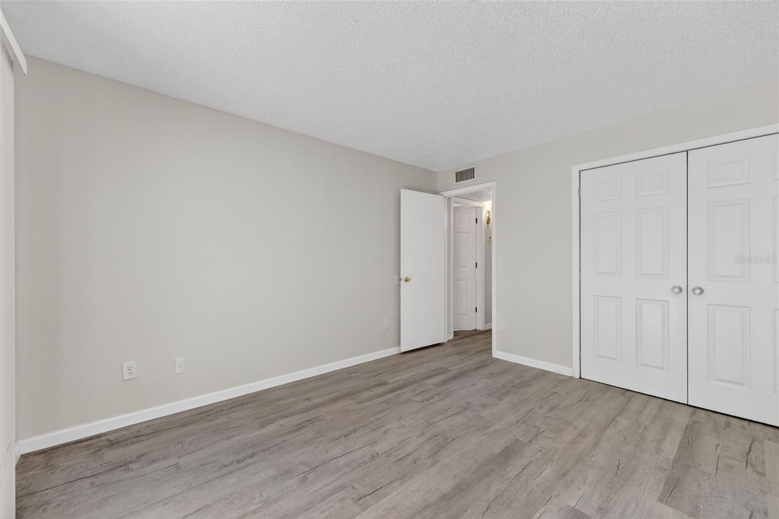 Image 14 of 29 For 11715 Raintree Village Boulevard A