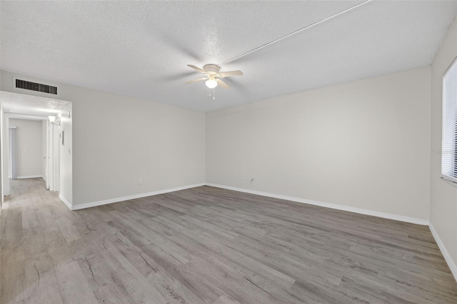 Image 18 of 29 For 11715 Raintree Village Boulevard A