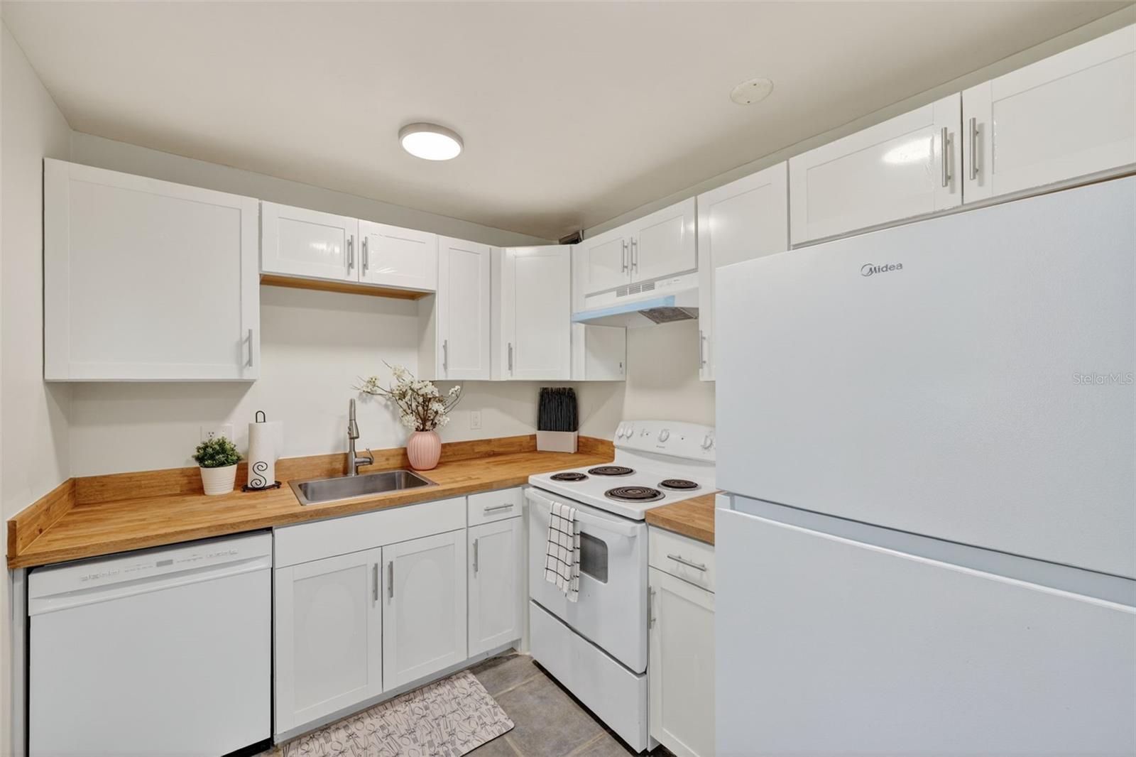 Image 2 of 29 For 11715 Raintree Village Boulevard A