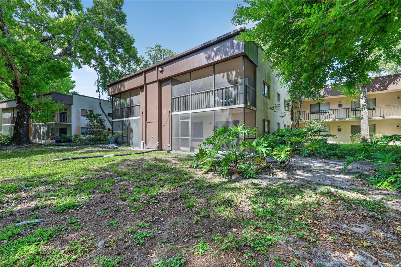 Image 21 of 29 For 11715 Raintree Village Boulevard A