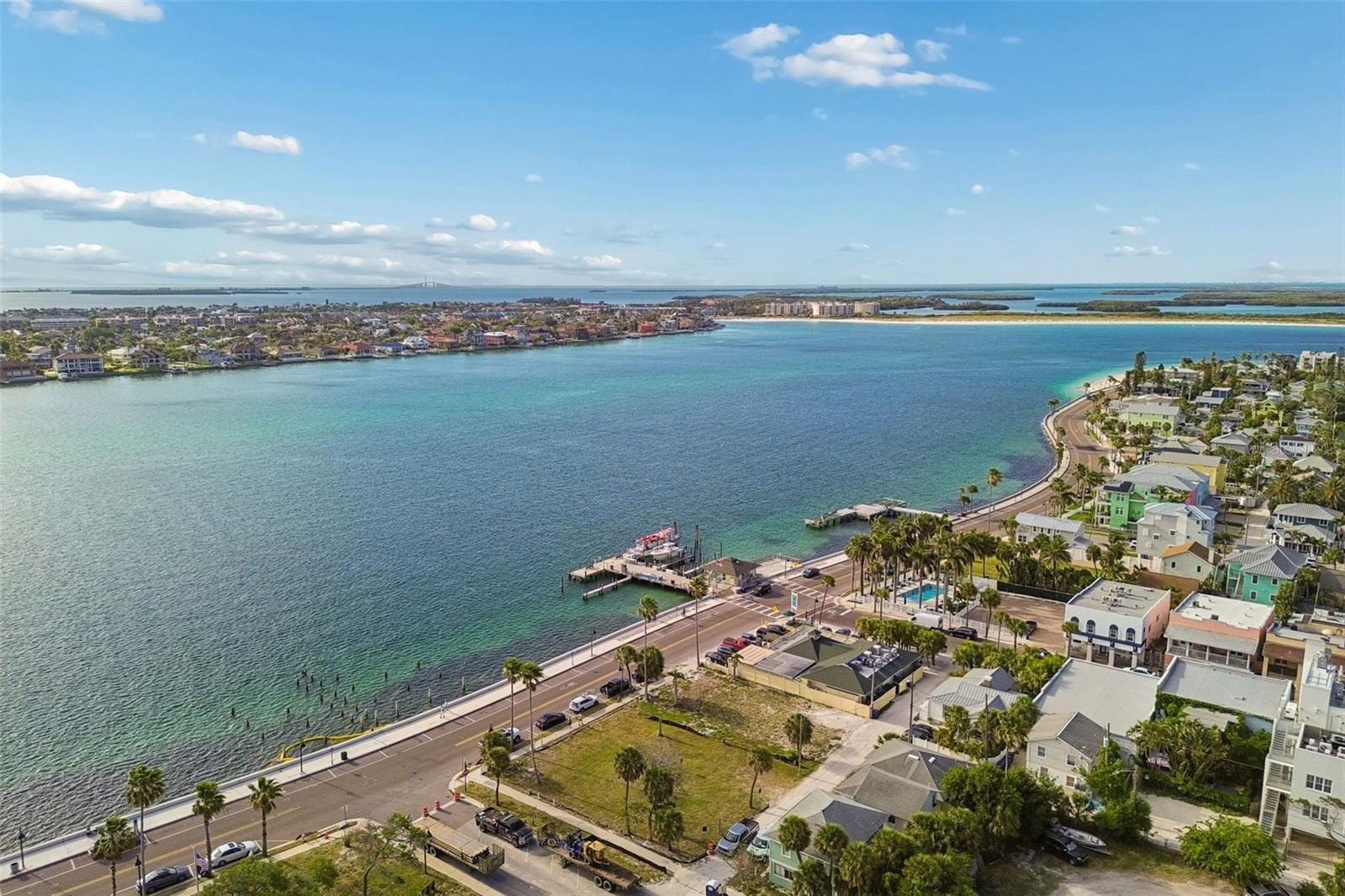 Image 16 of 33 For 808 Pass A Grille Way