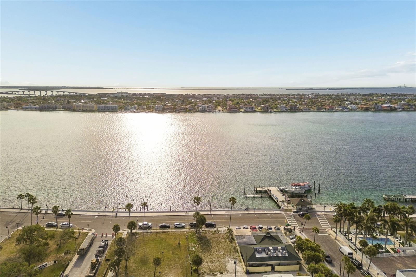 Image 18 of 33 For 808 Pass A Grille Way