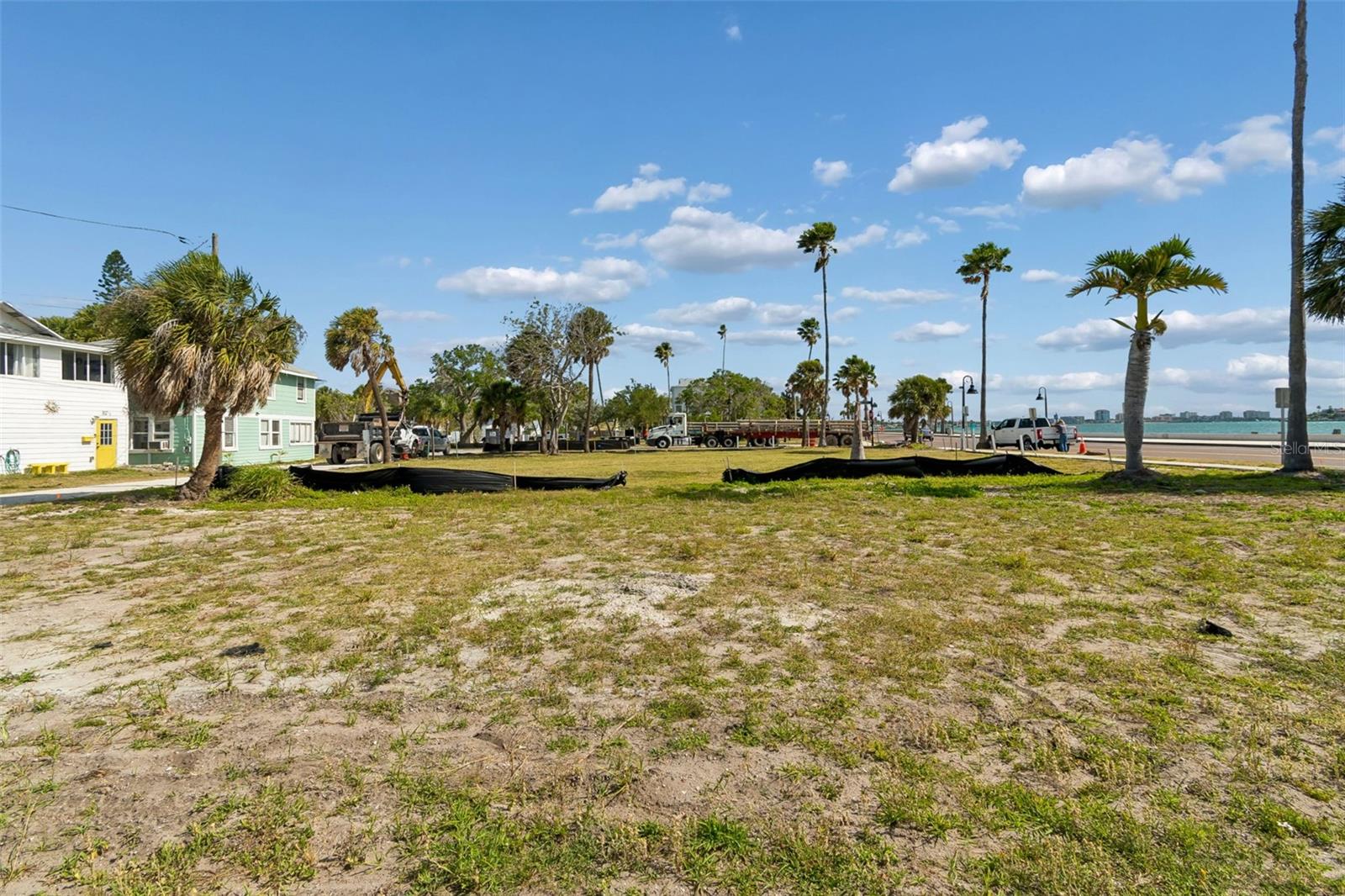 Image 33 of 33 For 808 Pass A Grille Way