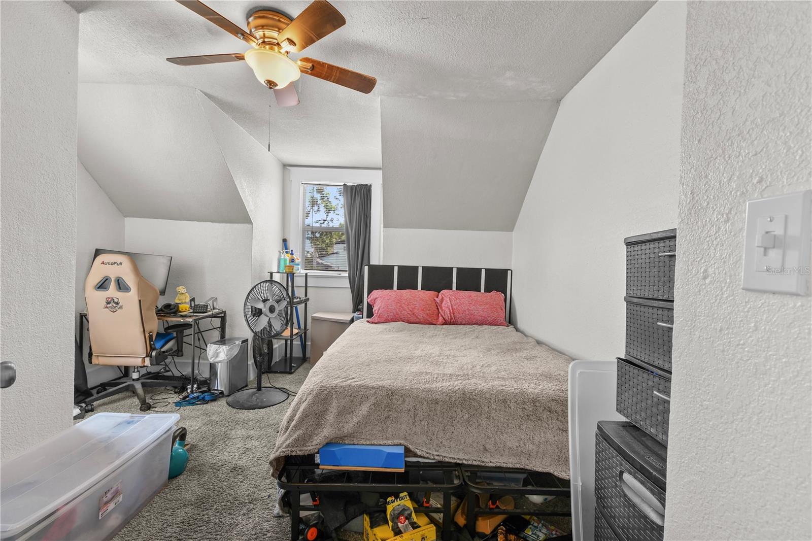 Image 17 of 22 For 766 13th Avenue S