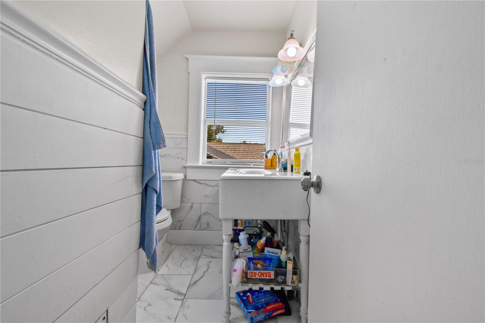 Image 19 of 22 For 766 13th Avenue S