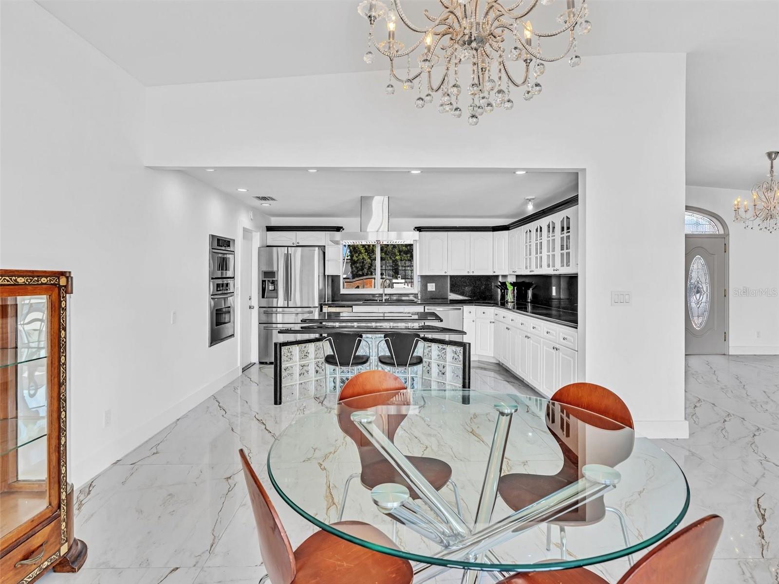 Image 25 of 88 For 12904 Banyan Road