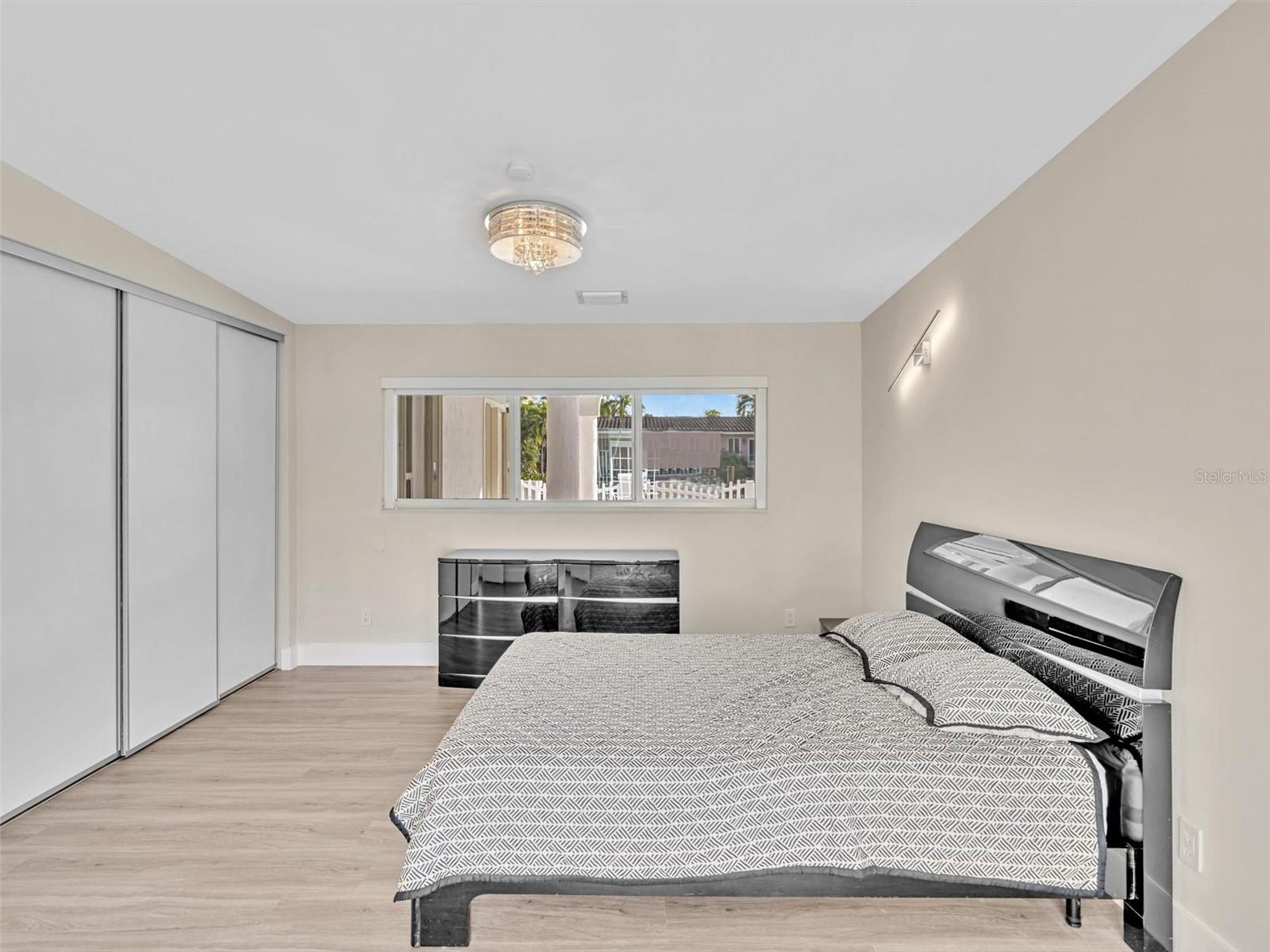 Image 55 of 88 For 12904 Banyan Road