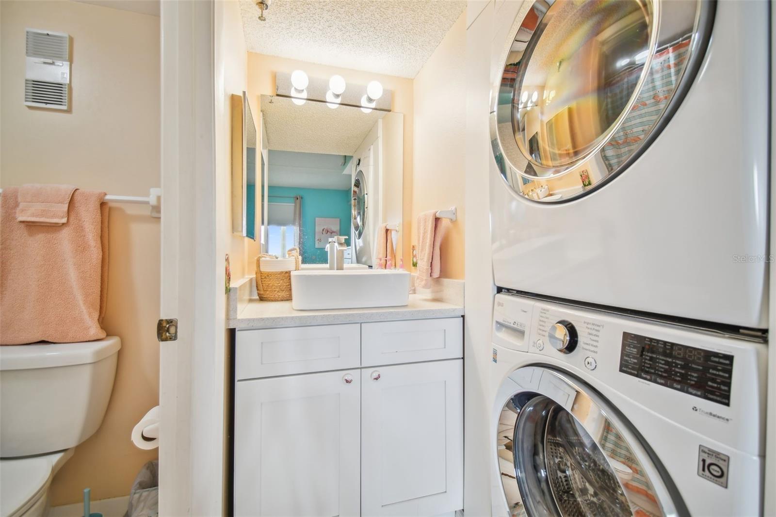 Image 8 of 65 For 5915 Sea Ranch Drive 308