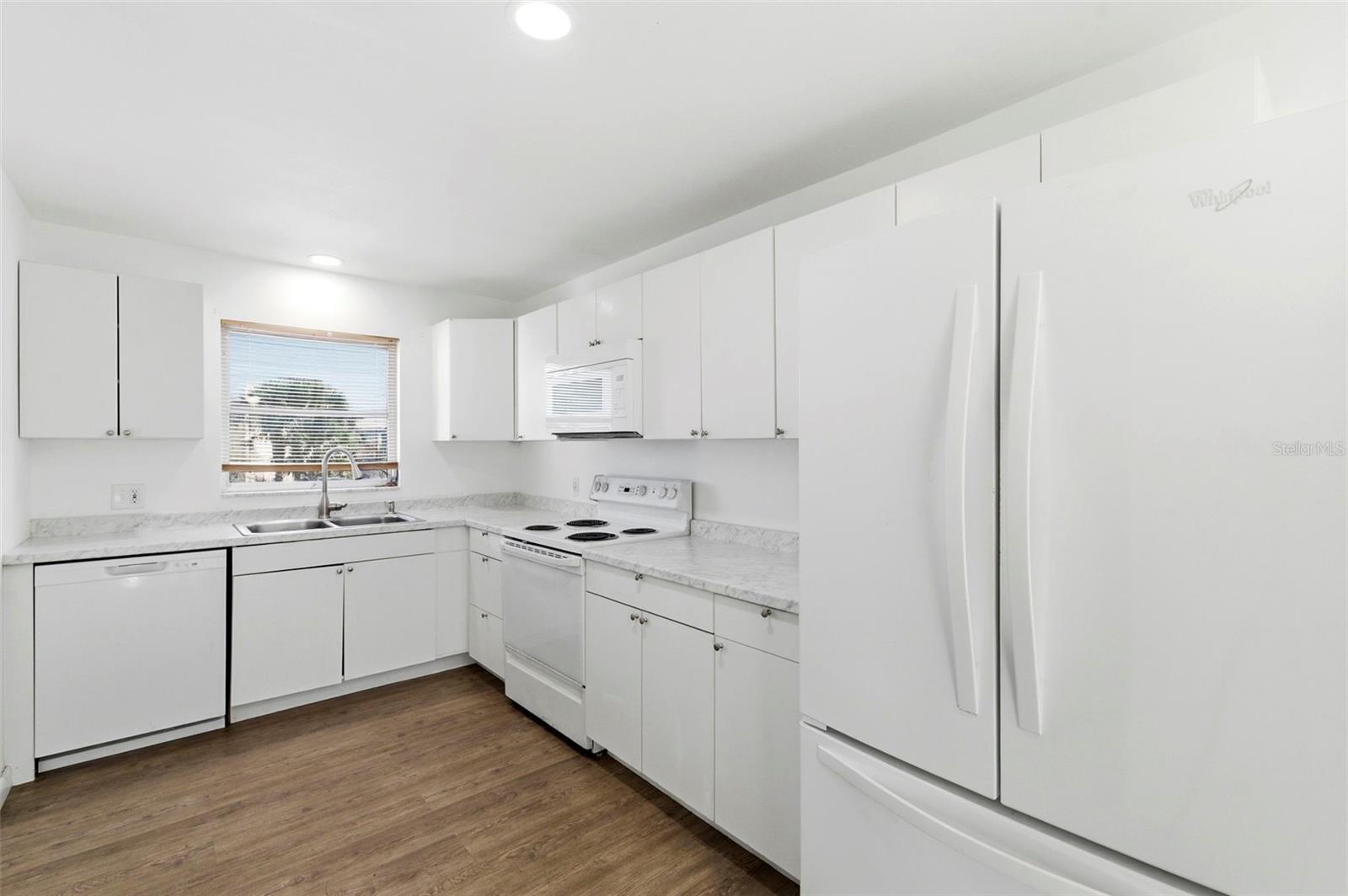 Image 17 of 49 For 8950 Park Boulevard 201