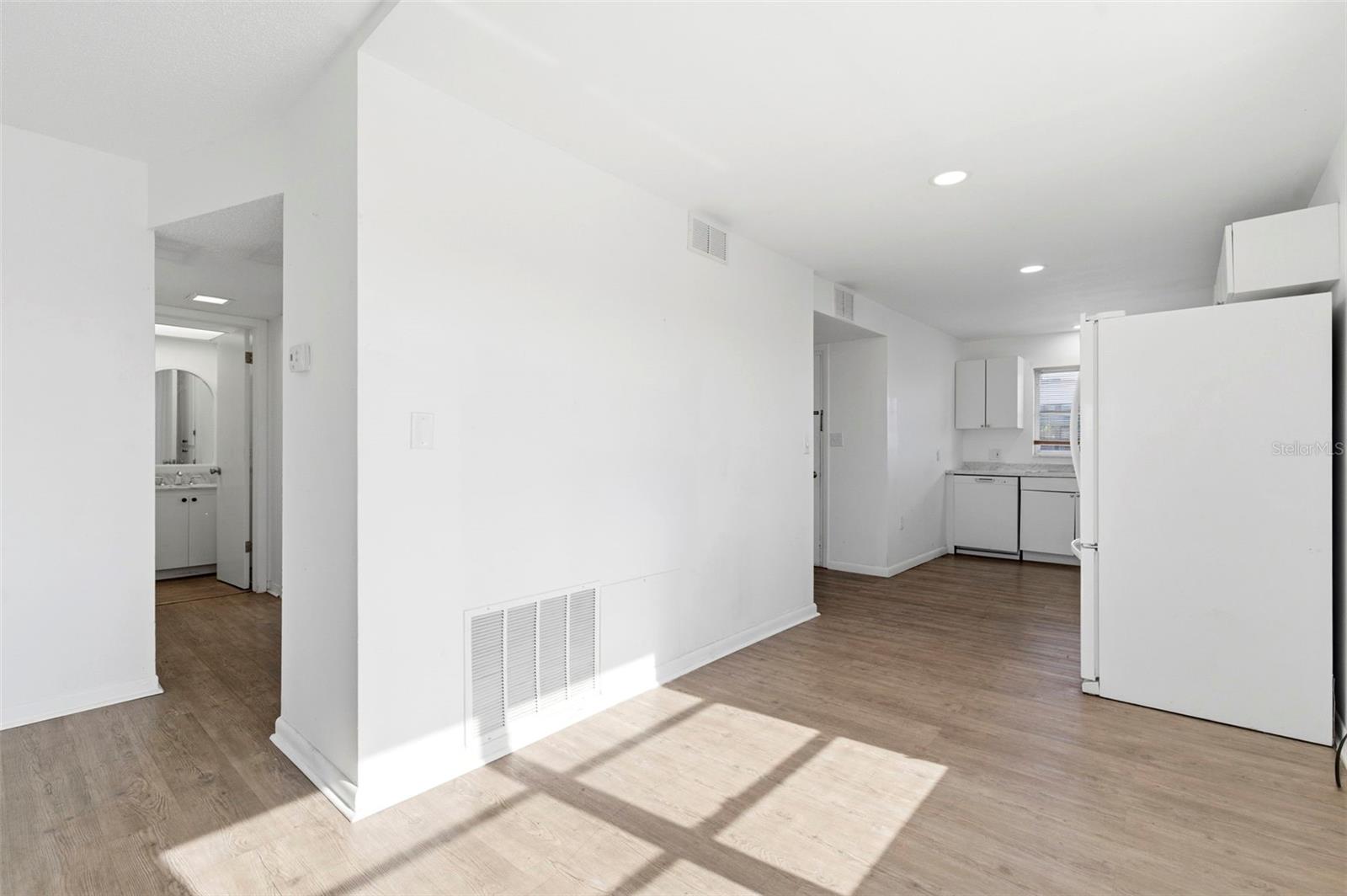 Image 22 of 49 For 8950 Park Boulevard 201