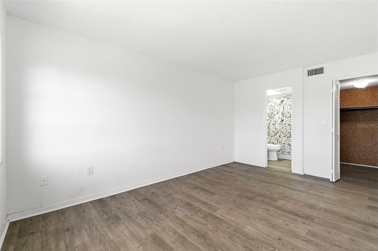 Image 26 of 49 For 8950 Park Boulevard 201