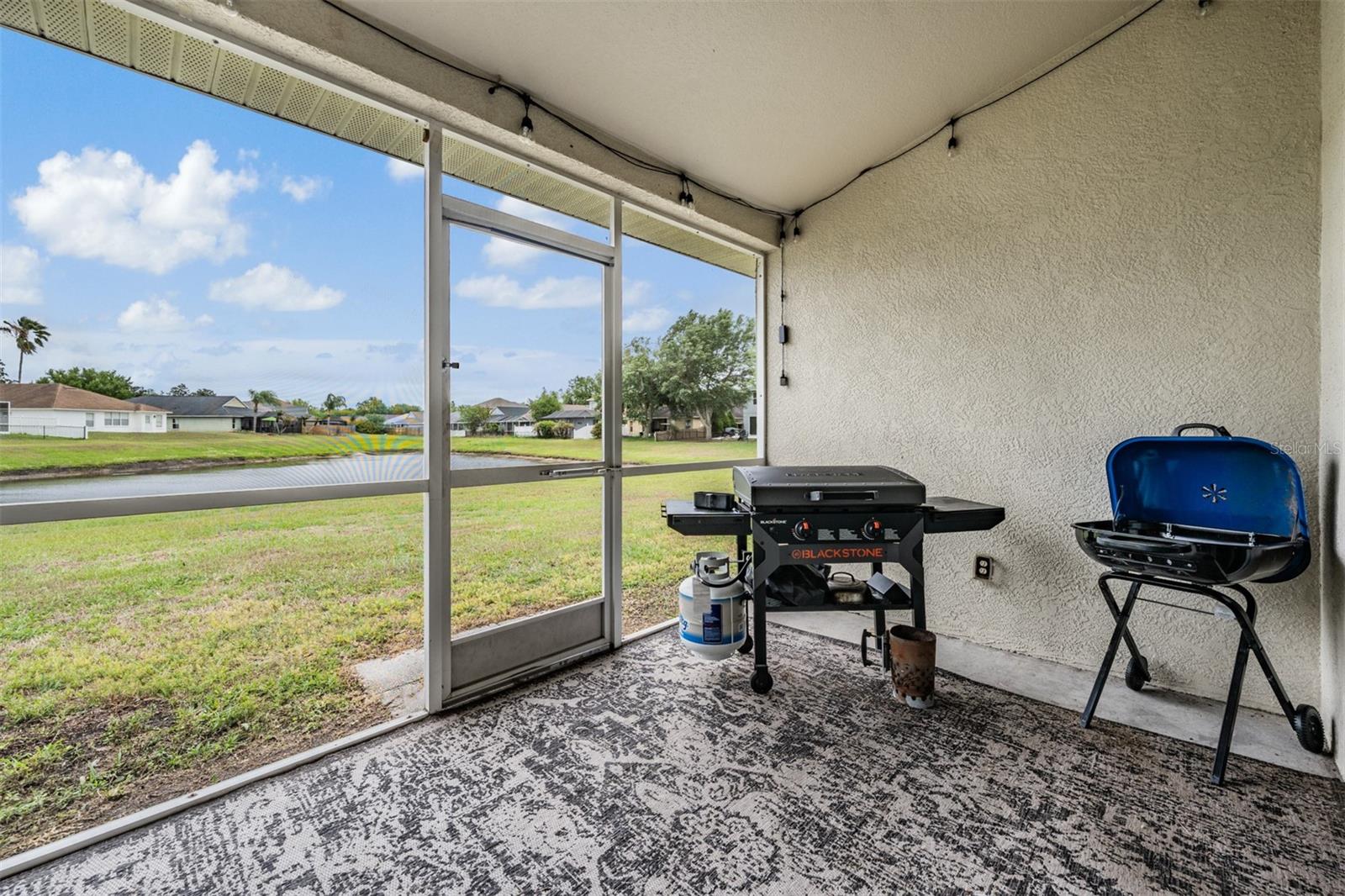 Listing photo id 24 for 12813 Standbridge Drive