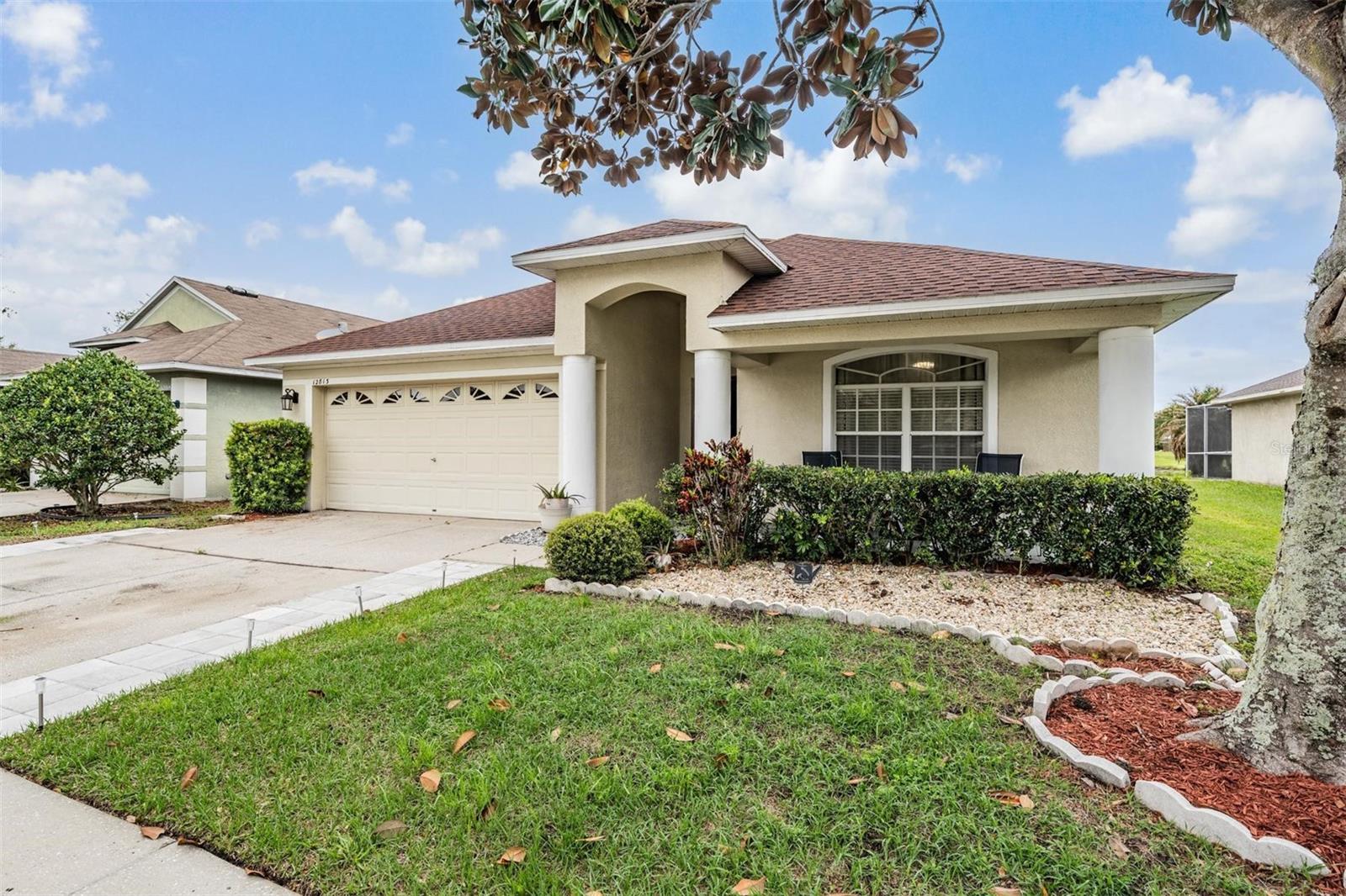 Listing photo id 29 for 12813 Standbridge Drive