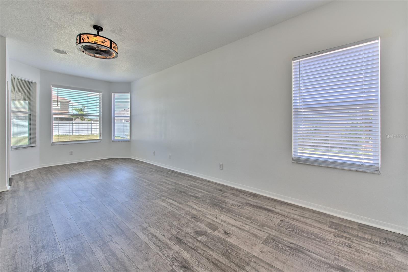 Image 16 of 54 For 13022 Carlington Lane