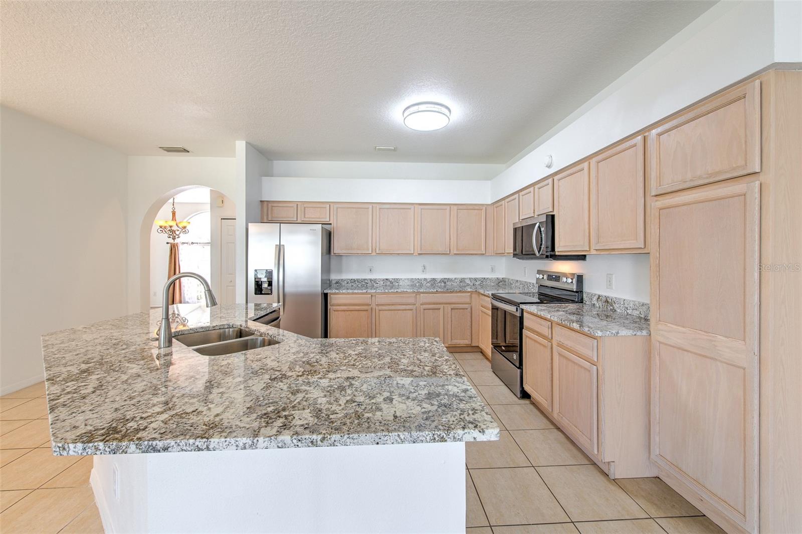 Image 31 of 54 For 13022 Carlington Lane