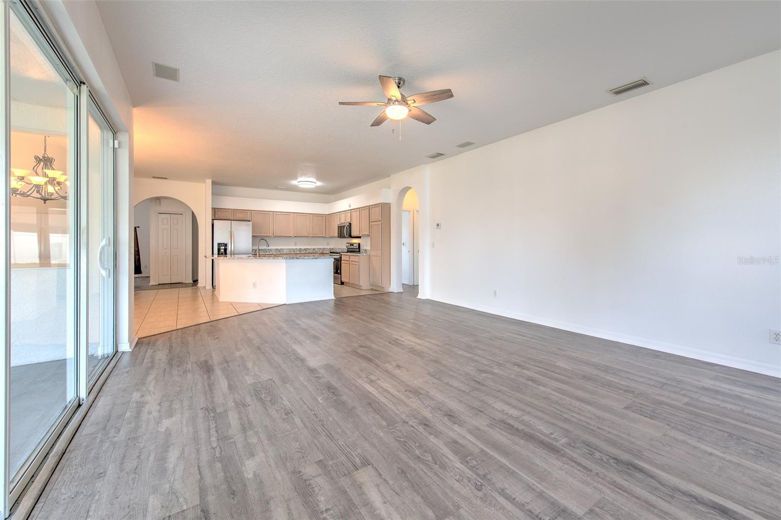 Image 35 of 54 For 13022 Carlington Lane