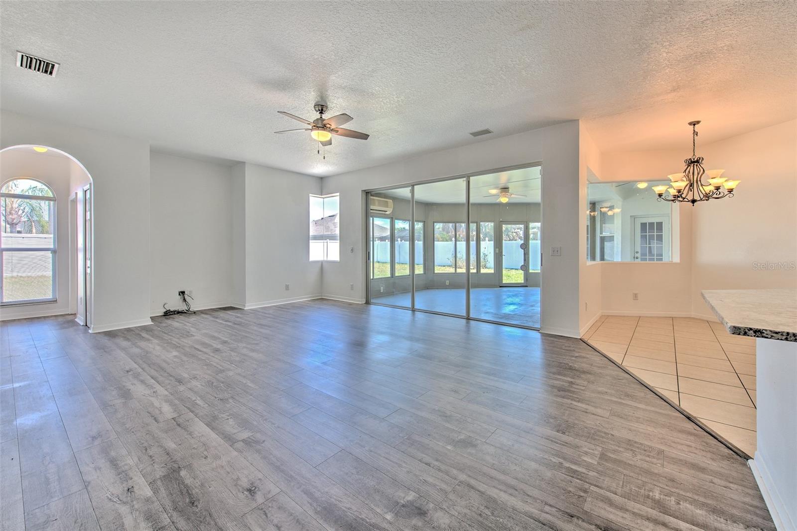 Image 36 of 54 For 13022 Carlington Lane