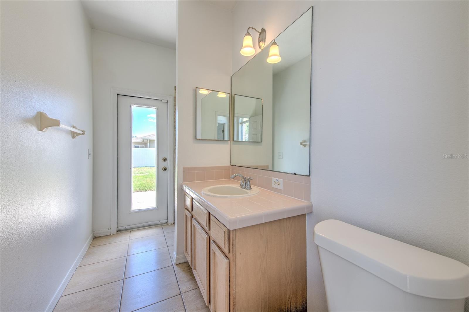 Image 37 of 54 For 13022 Carlington Lane