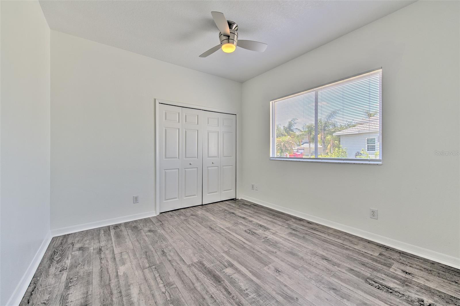 Image 40 of 54 For 13022 Carlington Lane
