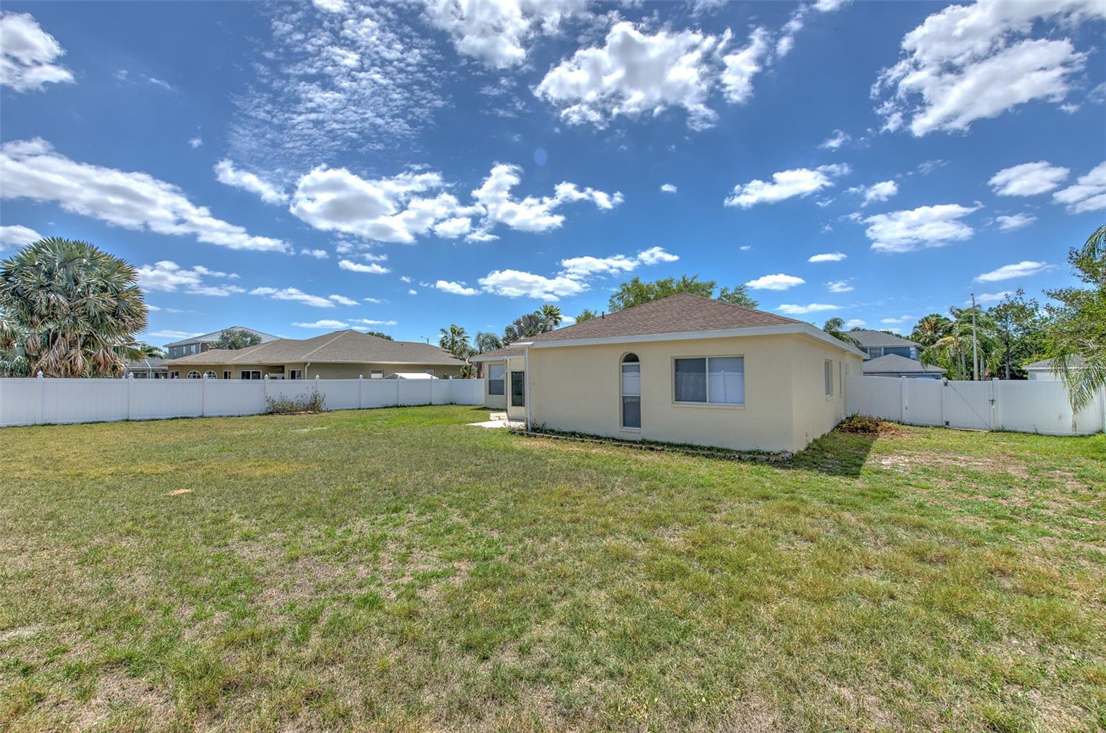 Image 7 of 54 For 13022 Carlington Lane