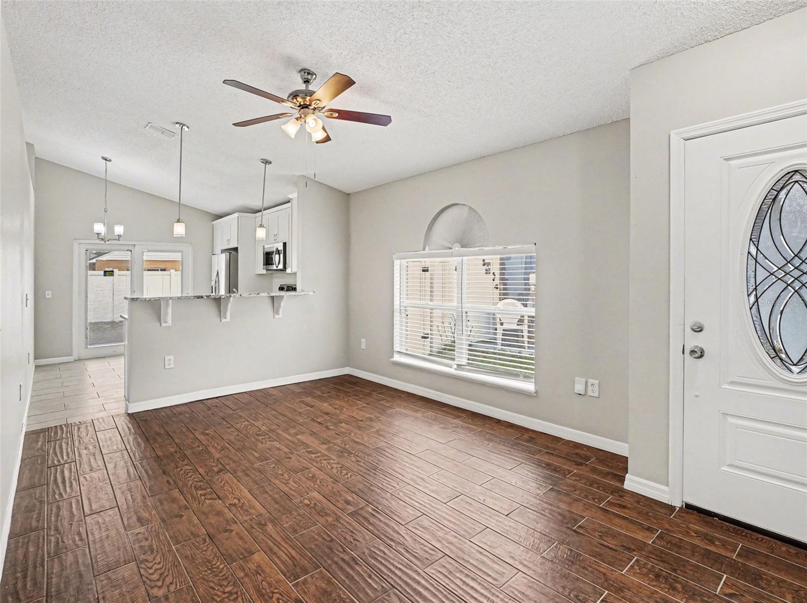 Image 4 of 17 For 6879 Belmar Drive