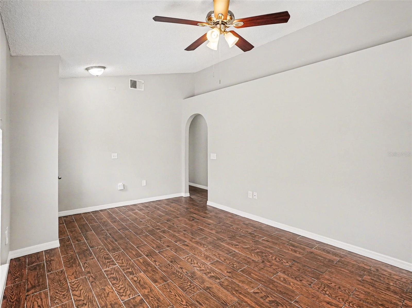 Image 5 of 17 For 6879 Belmar Drive