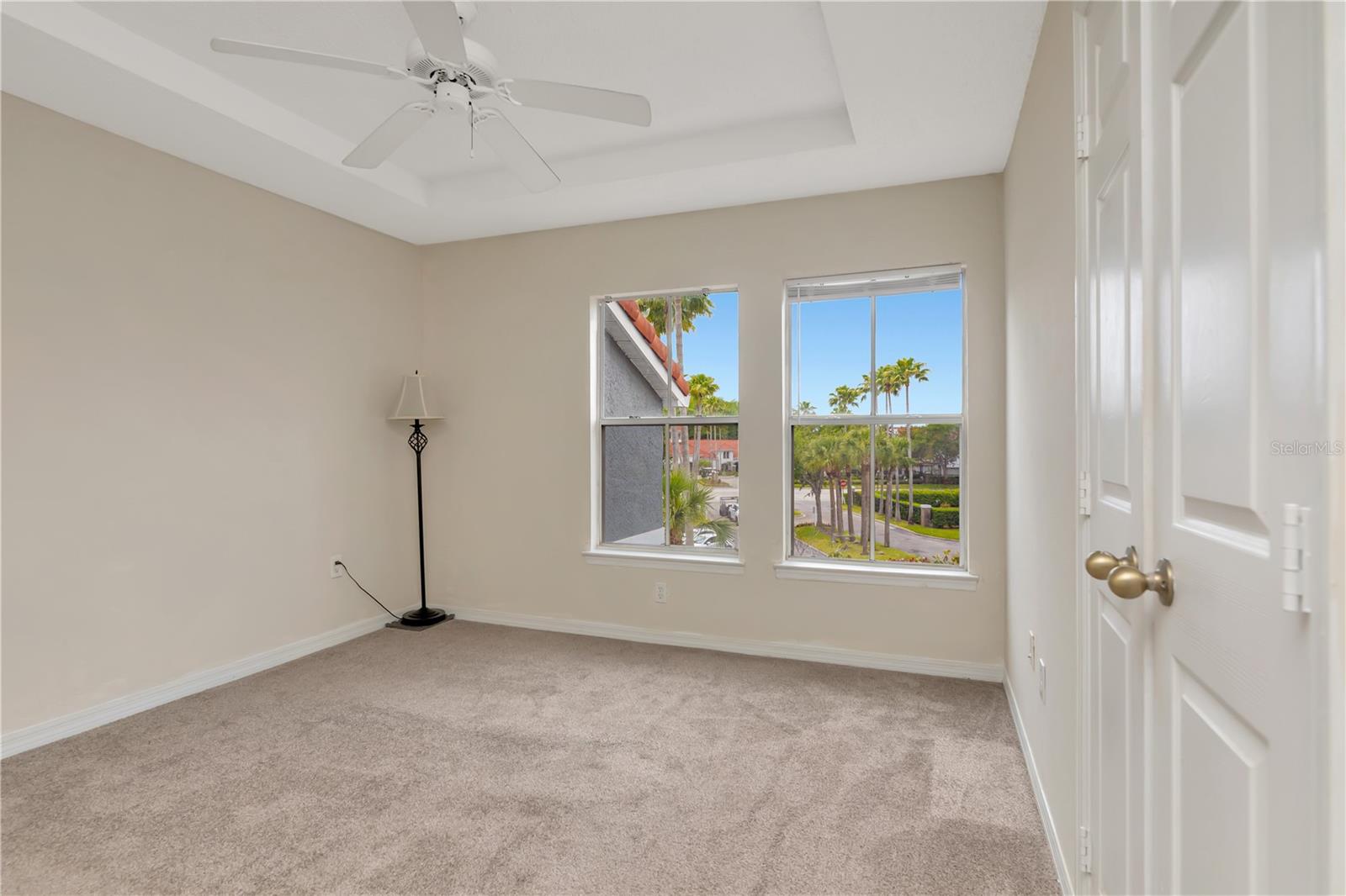 Image 13 of 30 For 18001 Richmond Place Drive 235