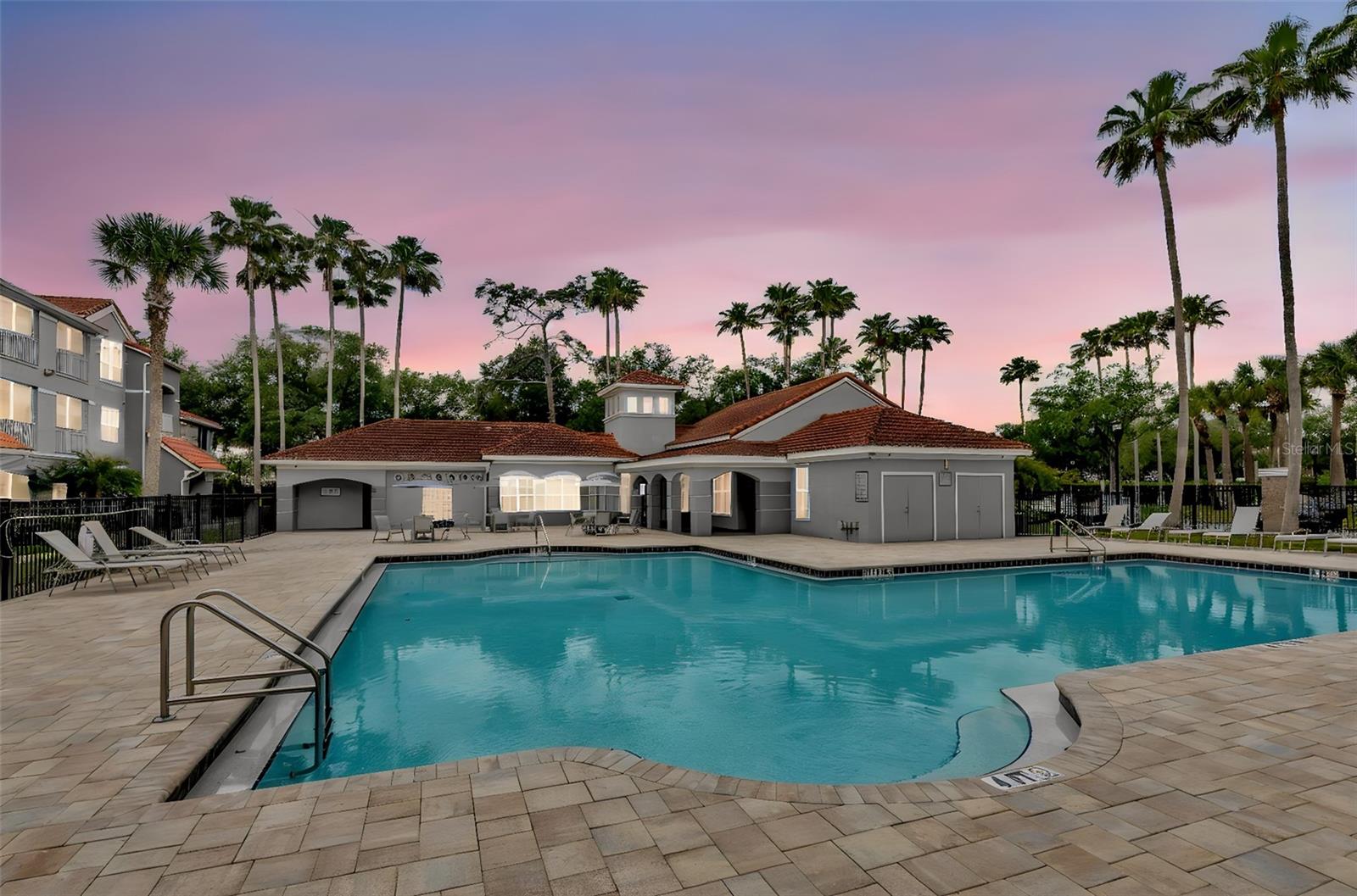 Image 29 of 30 For 18001 Richmond Place Drive 235