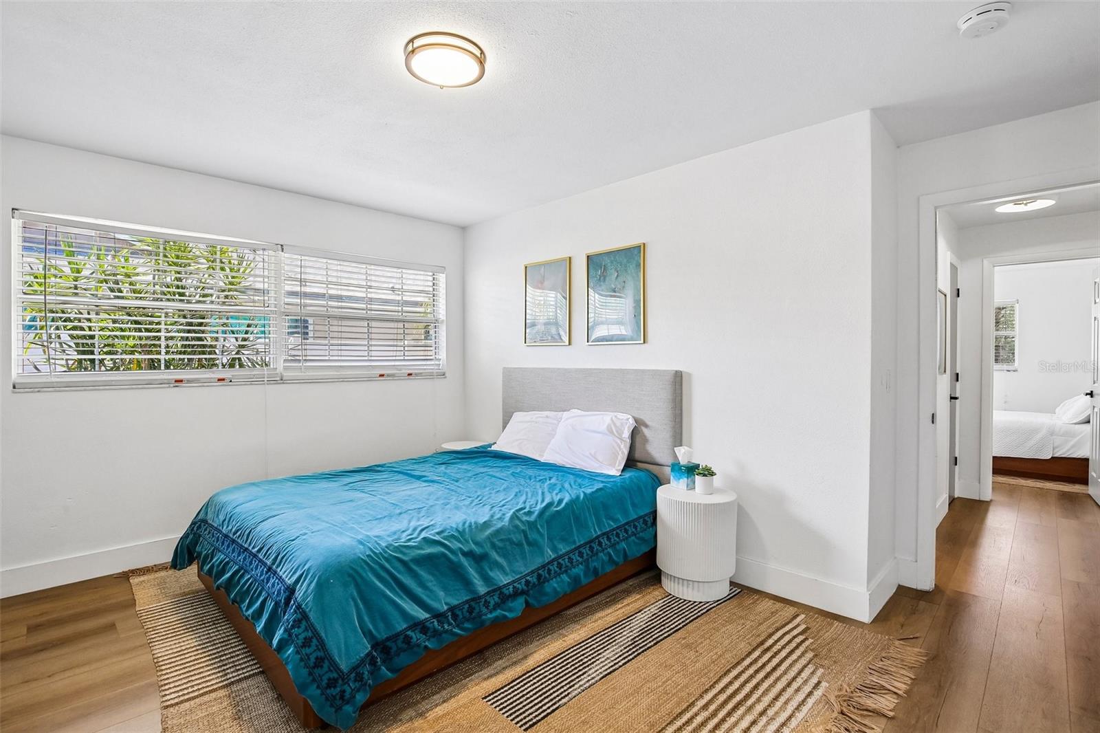 Image 38 of 56 For 9622 Oakhurst Road