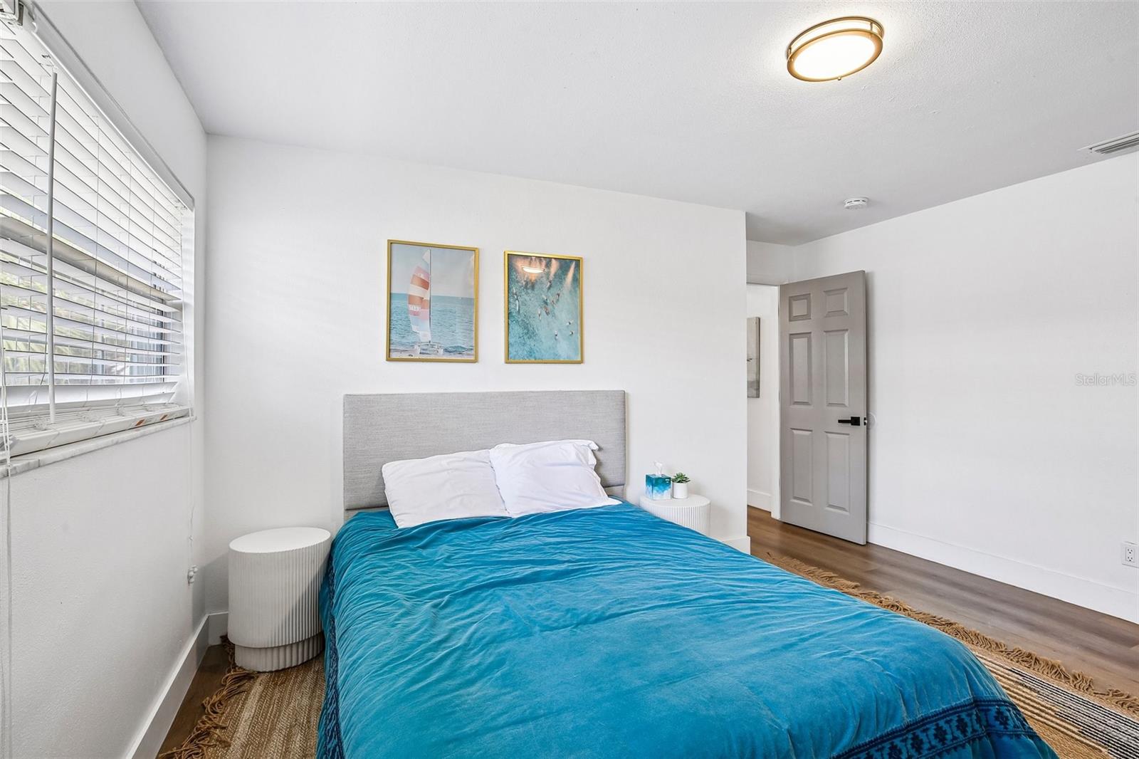 Image 39 of 56 For 9622 Oakhurst Road