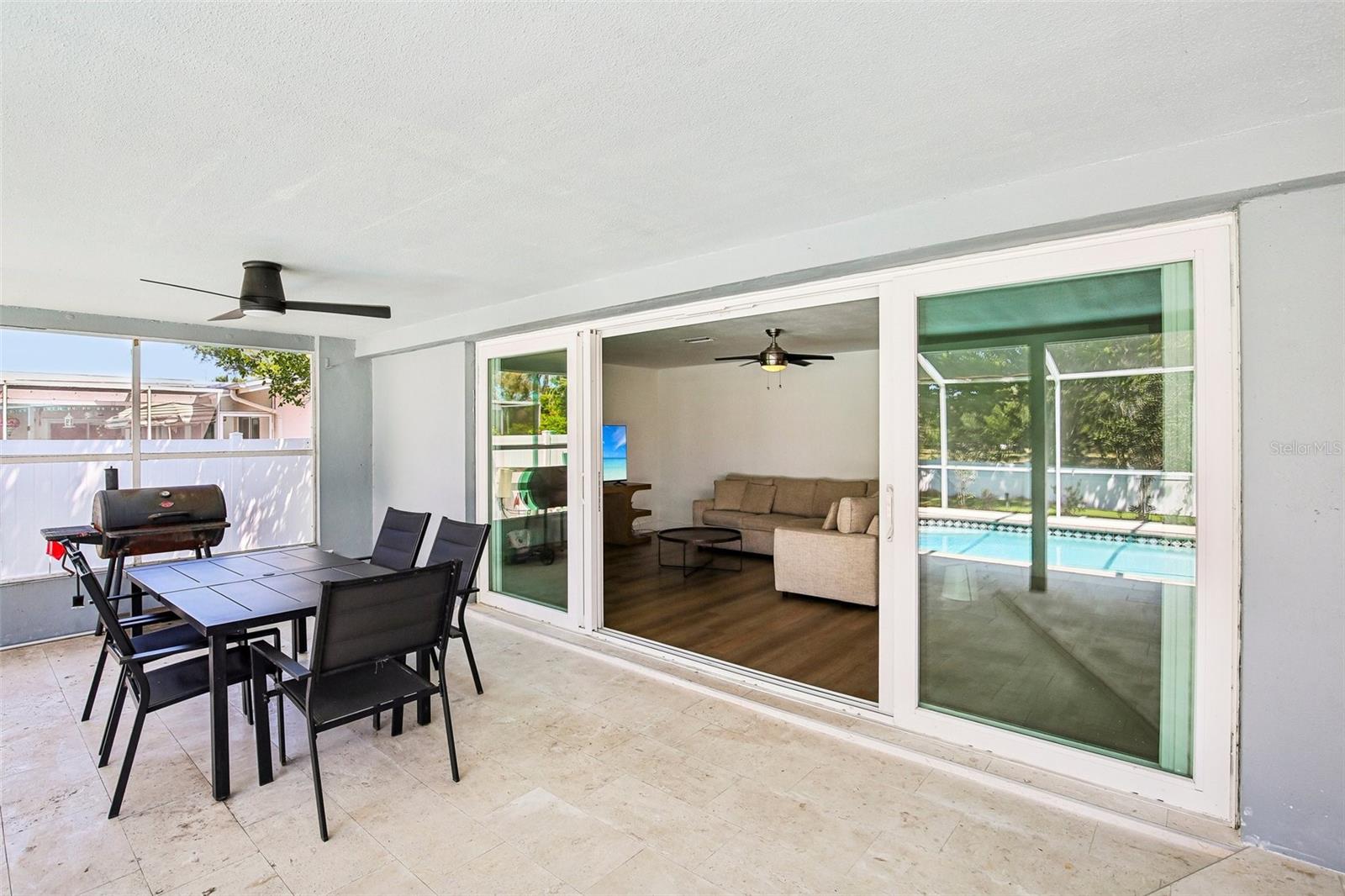 Image 40 of 56 For 9622 Oakhurst Road