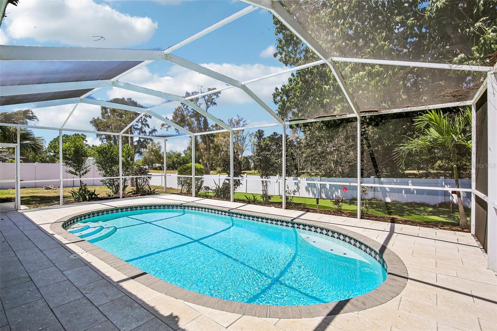 Image 41 of 56 For 9622 Oakhurst Road