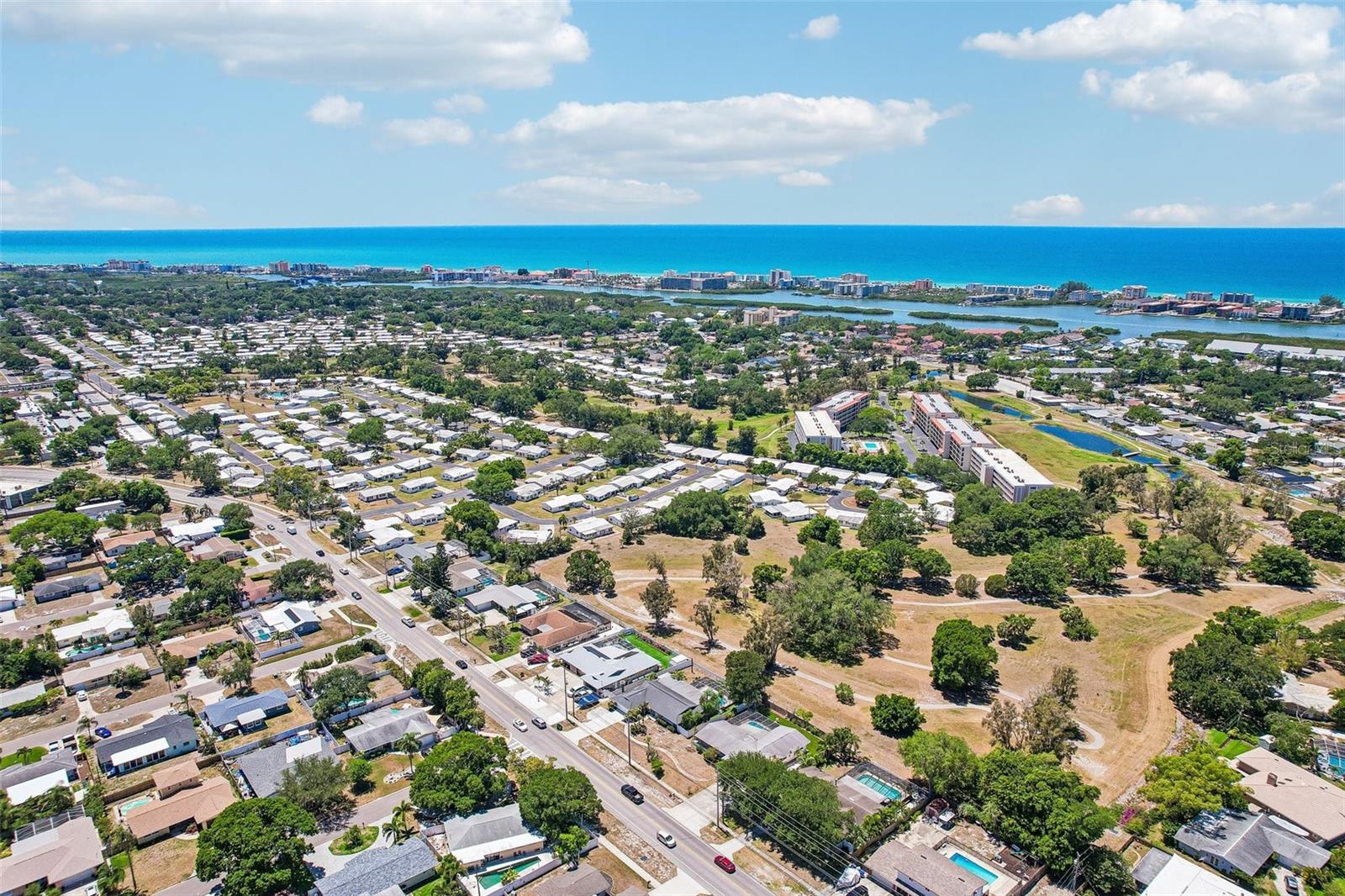 Image 51 of 56 For 9622 Oakhurst Road