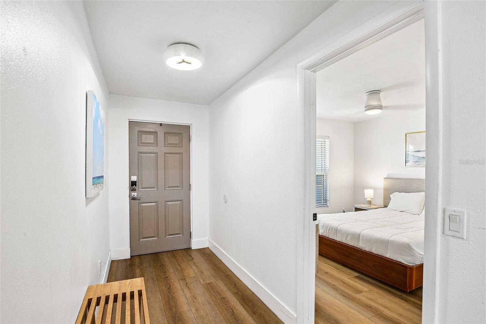 Image 6 of 56 For 9622 Oakhurst Road