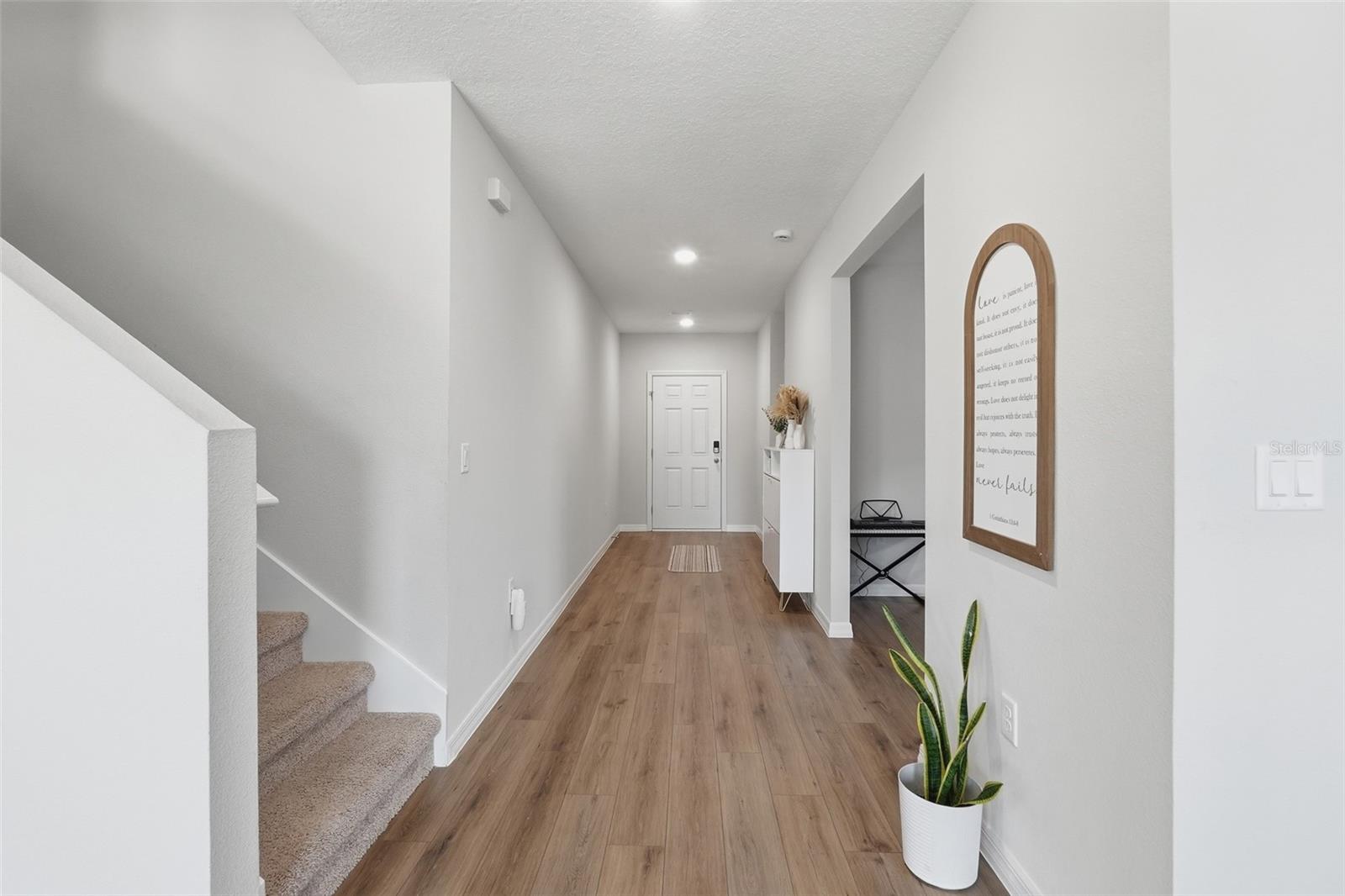 Image 3 of 42 For 1330 Current Place