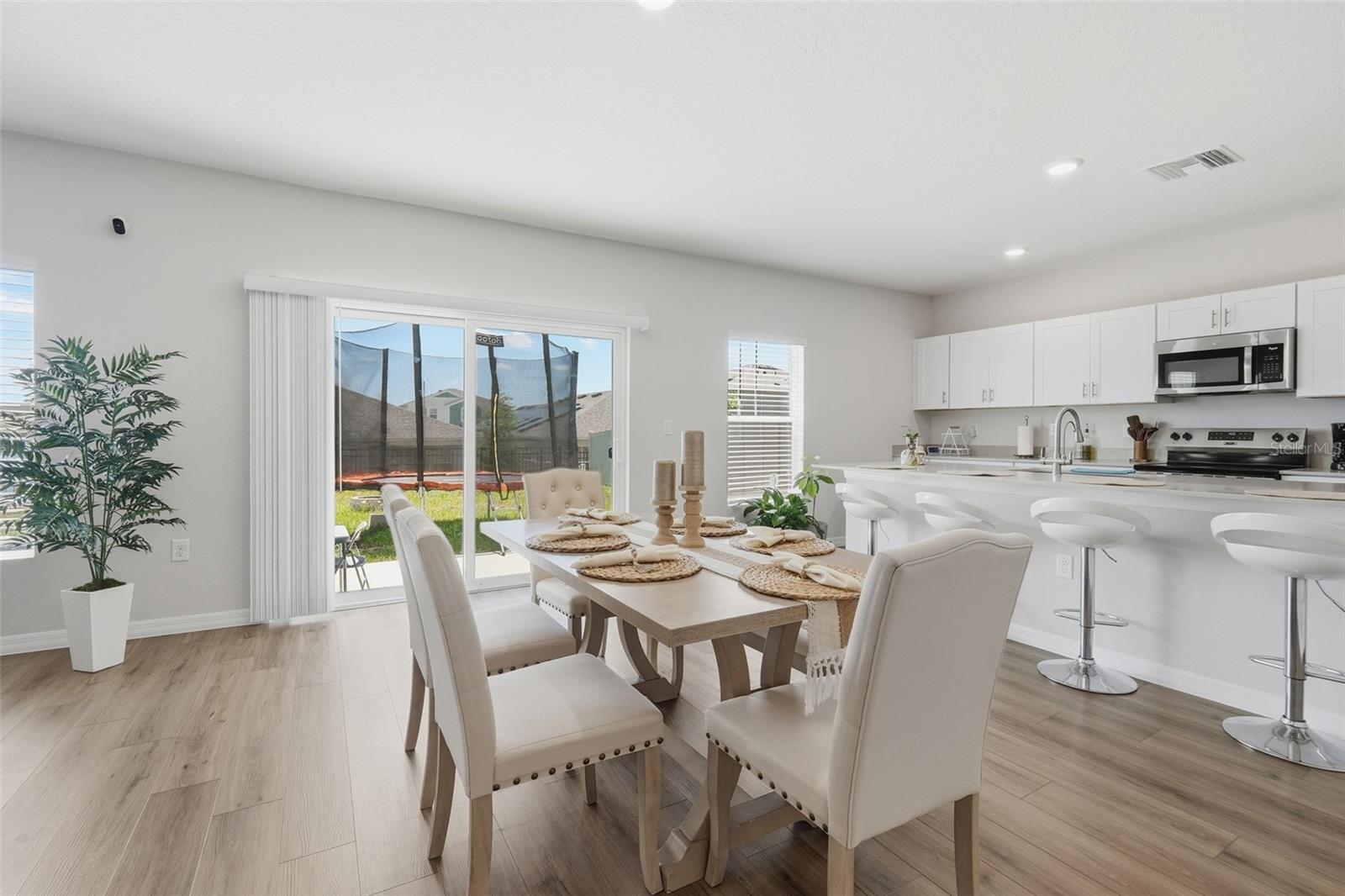 Image 6 of 42 For 1330 Current Place