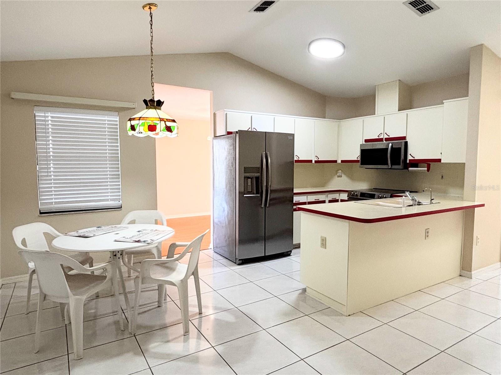 Image 7 of 21 For 1503 Overland Drive