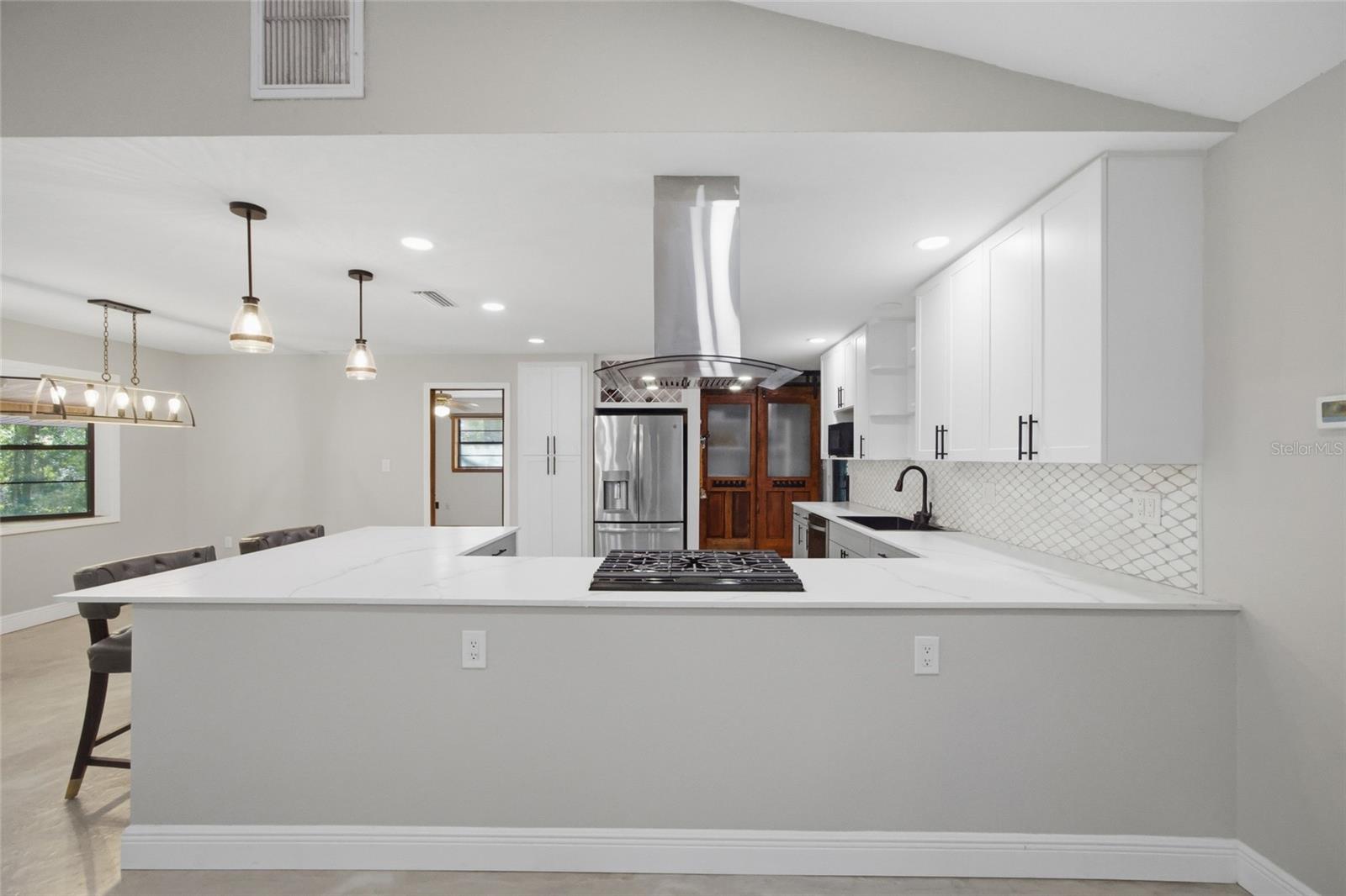 Image 10 of 49 For 15700 Doe Trail