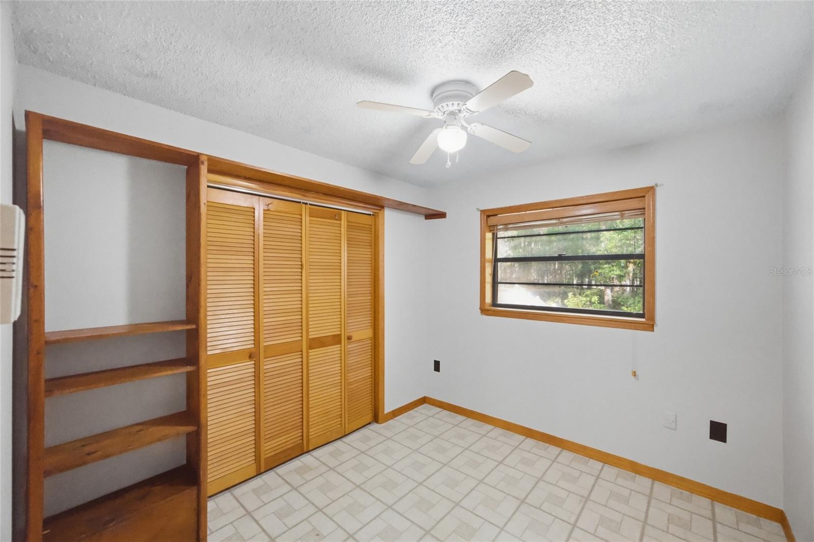 Image 23 of 49 For 15700 Doe Trail