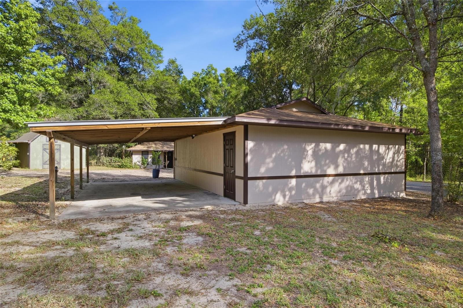 Image 32 of 49 For 15700 Doe Trail