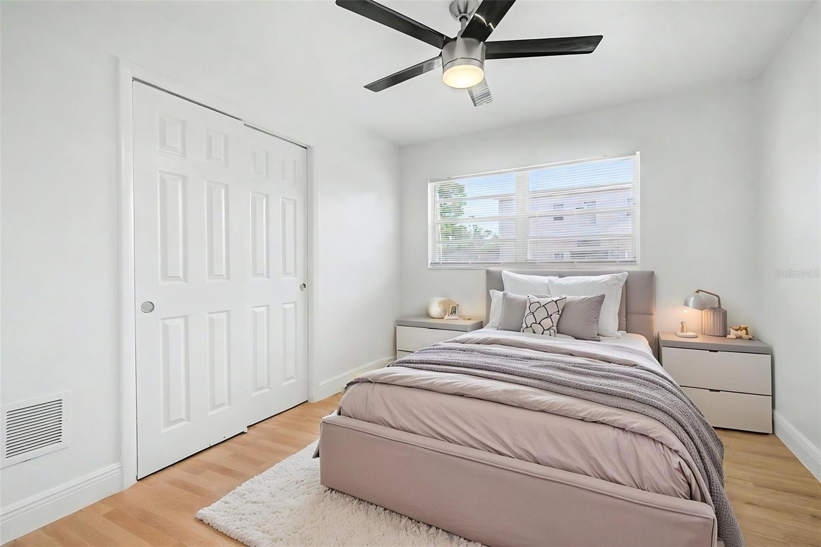 Image 28 of 37 For 1807 Ohio Street