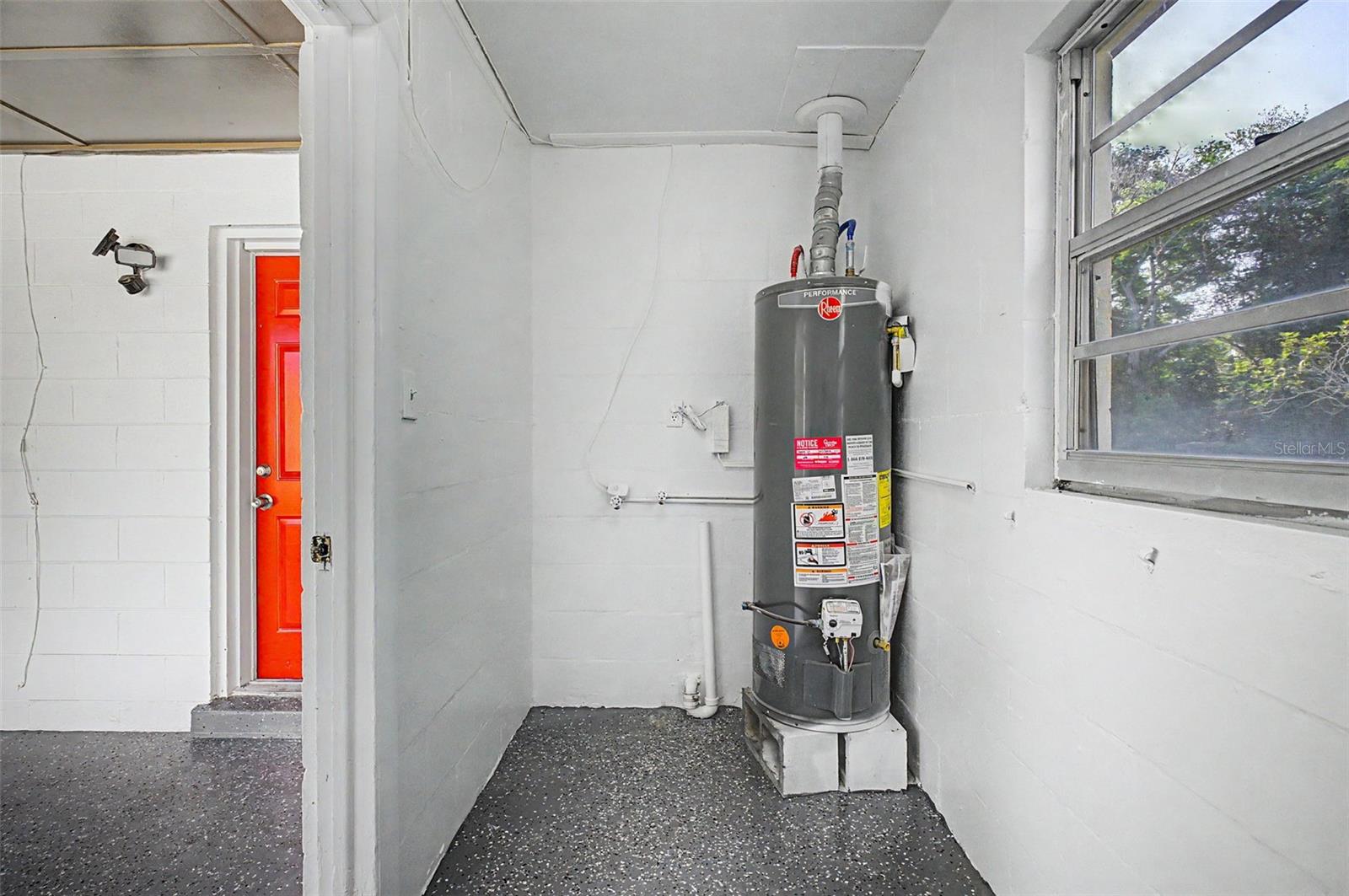 Image 32 of 37 For 1807 Ohio Street