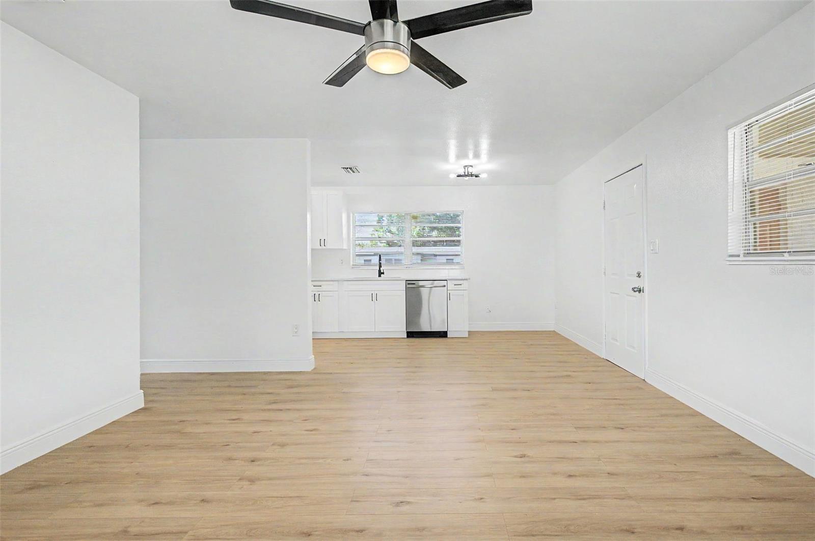 Image 8 of 37 For 1807 Ohio Street