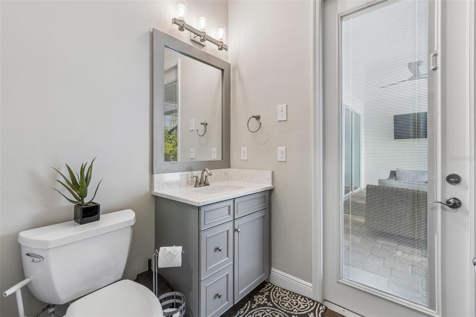 Image 21 of 31 For 8768 Birchleaf Court